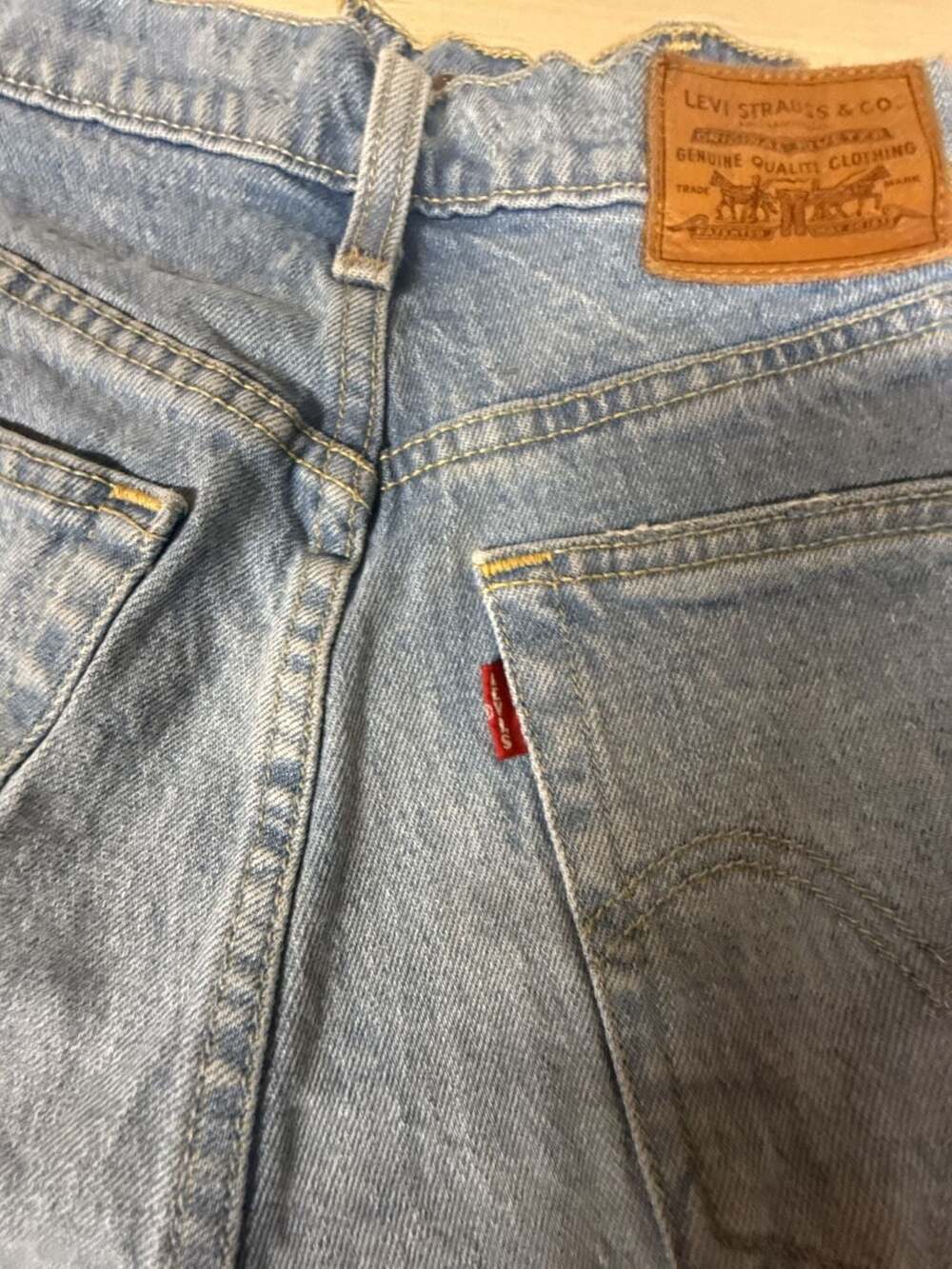 Levi's Ribcage Short Size 26 - Picture 6 of 8
